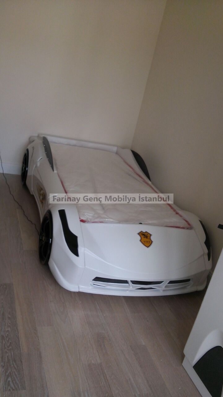 Bazalı%20Ferrari%20Araba%20Karyola