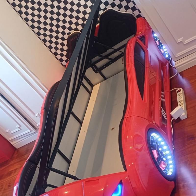 Lamborghini%20Yandan%20Açılır%20Bazalı%20Arabalıyataklar